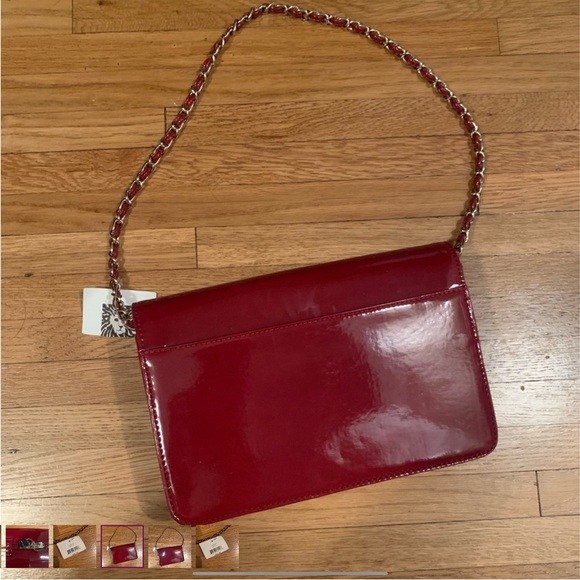 NWOT Anne Klein red purse - Picture 3 of 3